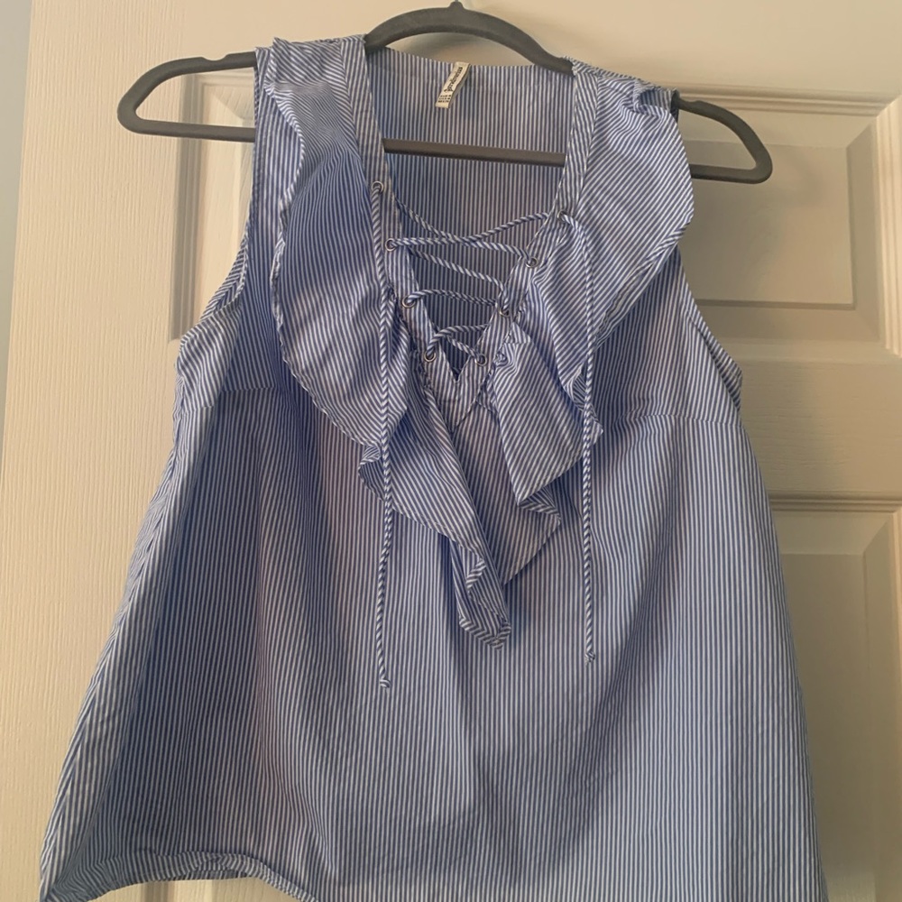 Cute Ruffled shirt